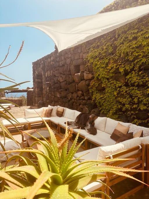 Villa Dammuso Masdar Al Sorgere Del Sole à Pantelleria Extérieur photo