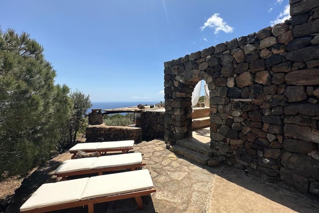 Villa Dammuso Masdar Al Sorgere Del Sole à Pantelleria Extérieur photo