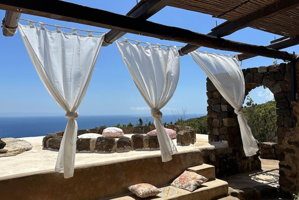 Villa Dammuso Masdar Al Sorgere Del Sole à Pantelleria Extérieur photo